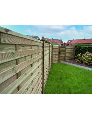 Reliëf tuinscherm grenen