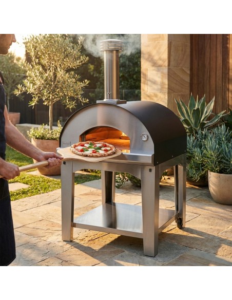 Pizza bakken in de Antonio pro XL pizza oven - Advance Greenshop