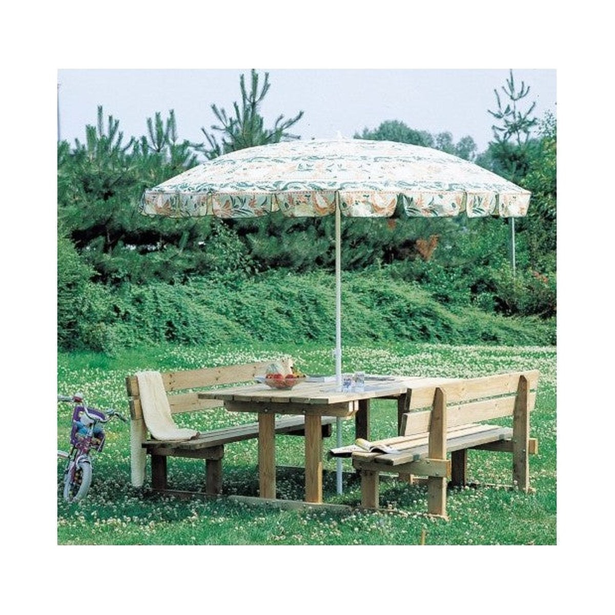 Tuintafel in grenen