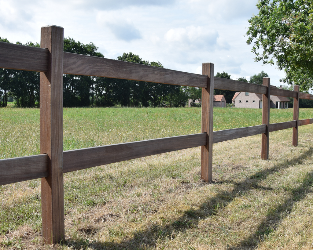 Ranch Omheining Okan Hardhout - Luxe Houten Paardenomheining