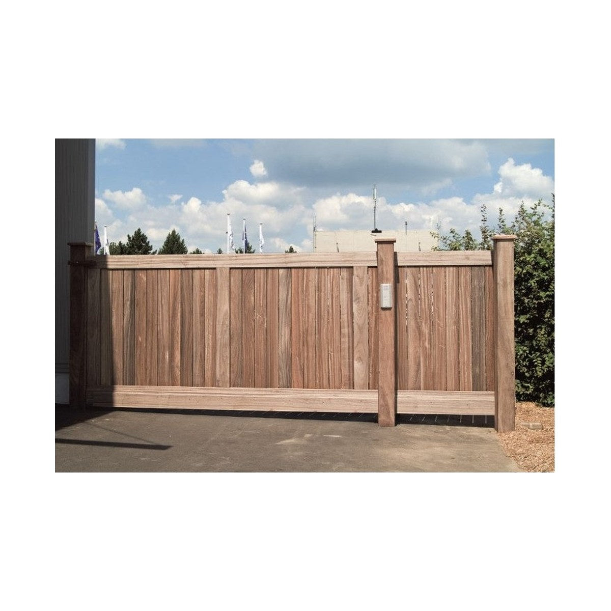 Schuifpoort zwevend type (Hoog): Hoogte: 1,90 m - Lengte: 3,10/4,50 m